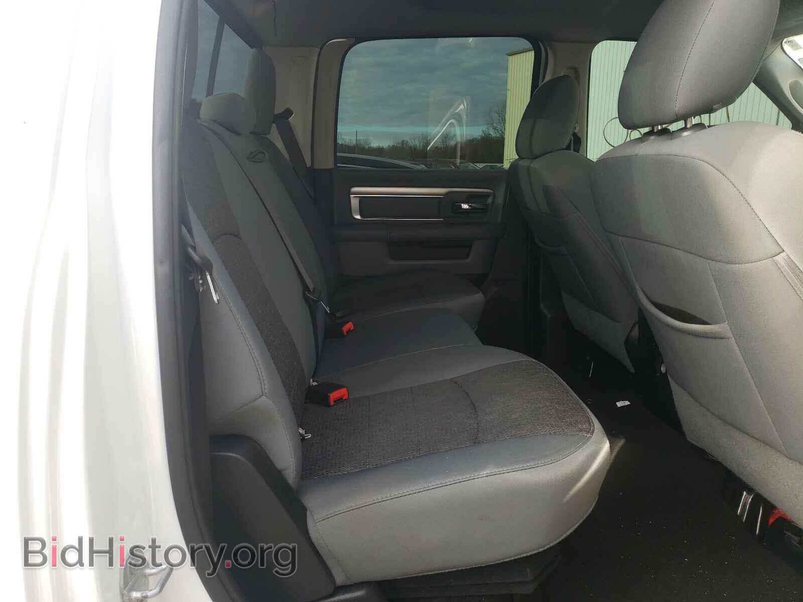2015 RAM 1500 - VIN: 3C6RR7LT3FG666180 - Фото 6