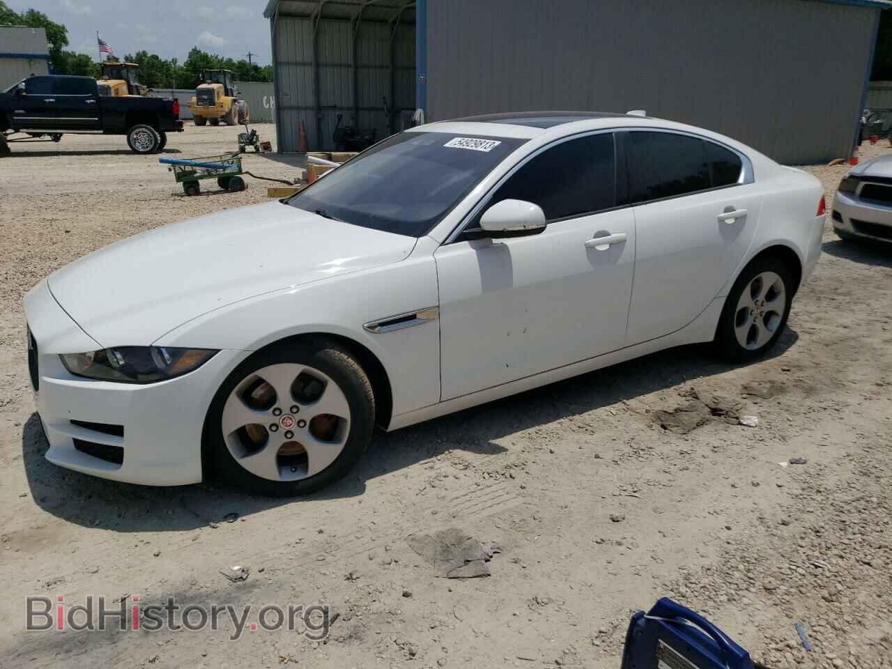 Фотография SAJAR4FX0JCP30319 - JAGUAR XE 2018