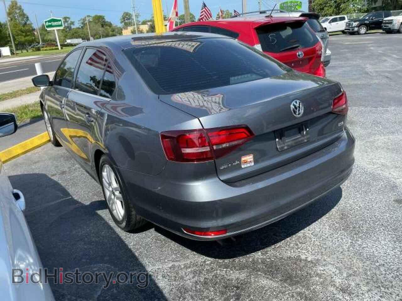 2017 VOLKSWAGEN JETTA - VIN: 3VW2B7AJ5HM324649 - Фото 3