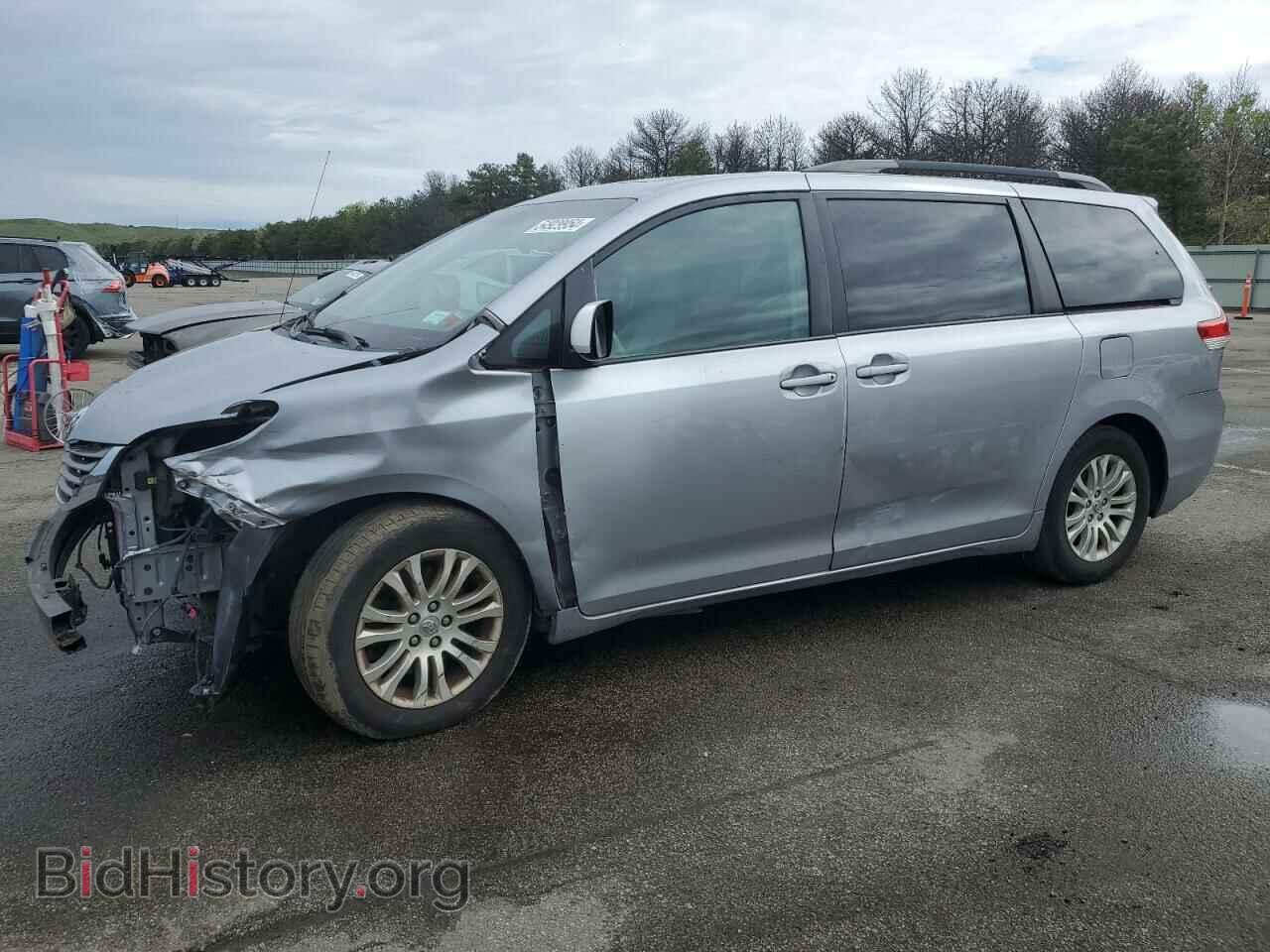 Photo 5TDYK3DC6DS367393 - TOYOTA All Models 2013