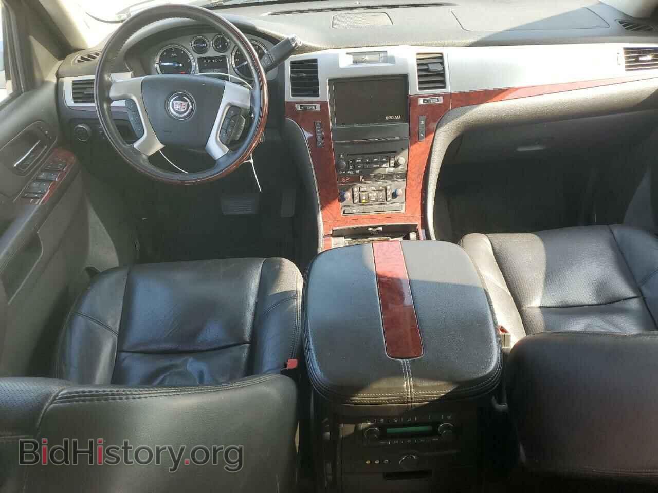 2011 CADILLAC ESCALADE - VIN: 1GYS3AEF4BR349870 - Photo 8