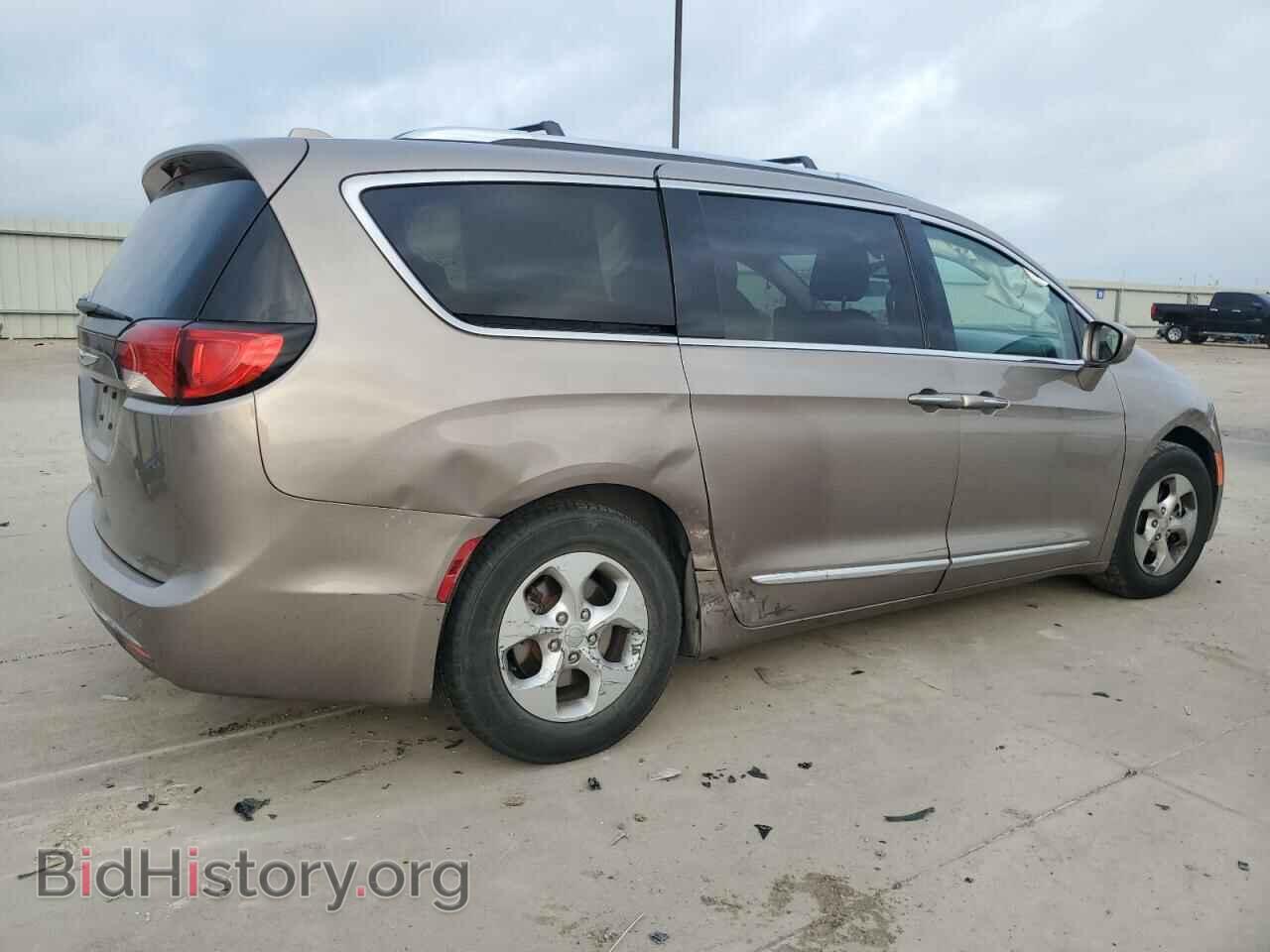 2017 CHRYSLER PACIFICA - VIN: 2C4RC1EG8HR840250 - Photo 3