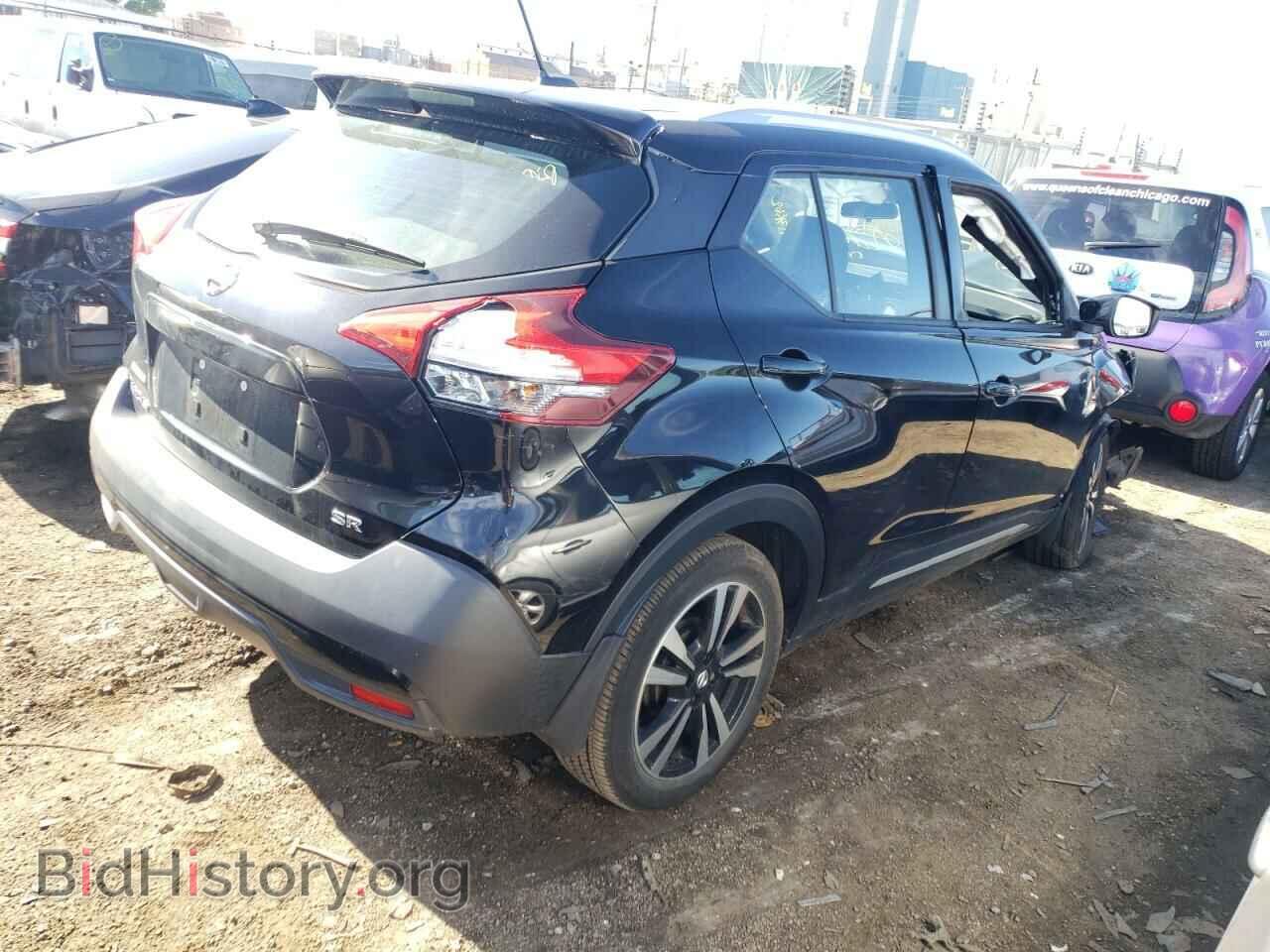 2019 NISSAN KICKS - VIN: 3N1CP5CU3KL568661 - Фото 4