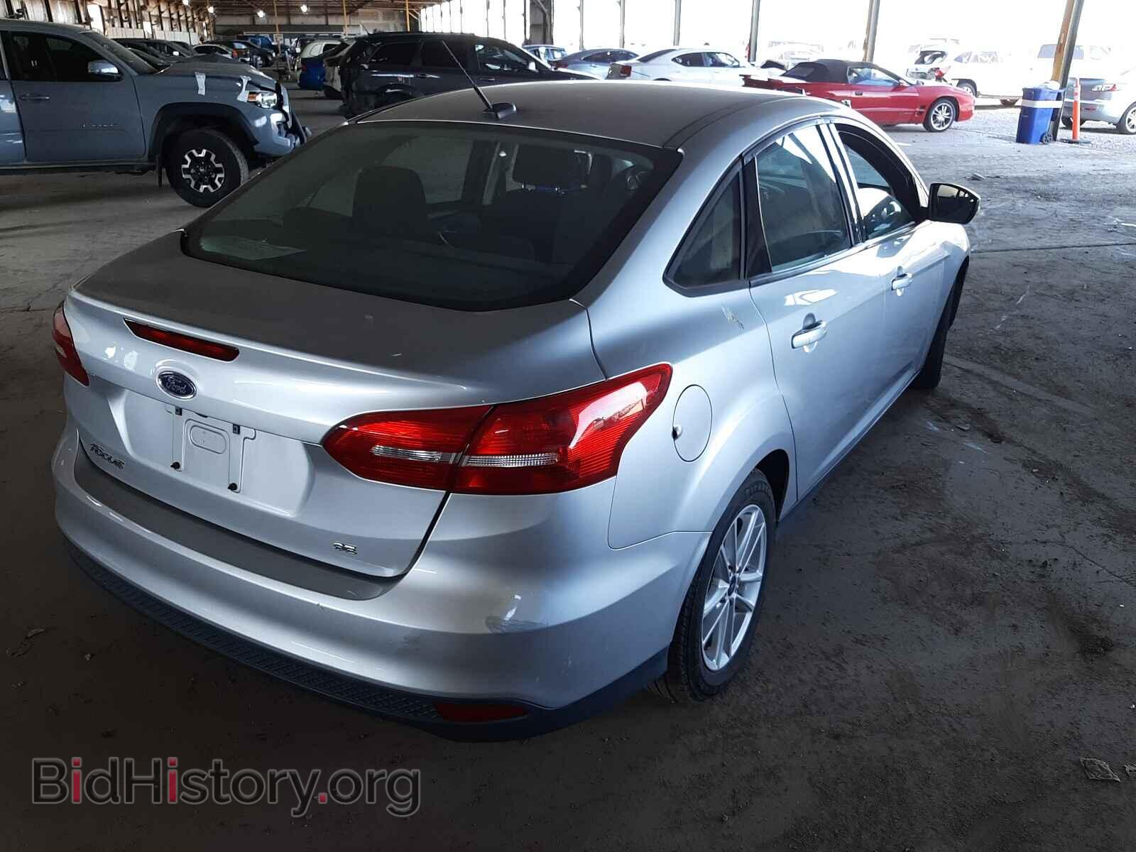 2017 FORD FOCUS - VIN: 1FADP3F21HL217998 - Photo 4