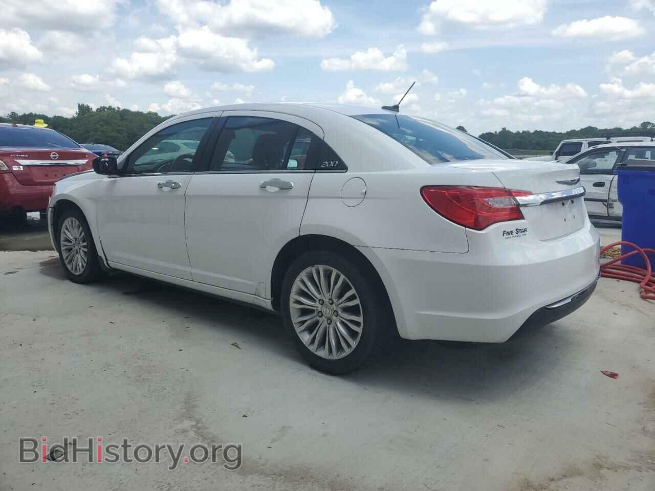 2011 CHRYSLER 200 - VIN: 1C3BC2FB0BN548370 - Фото 2