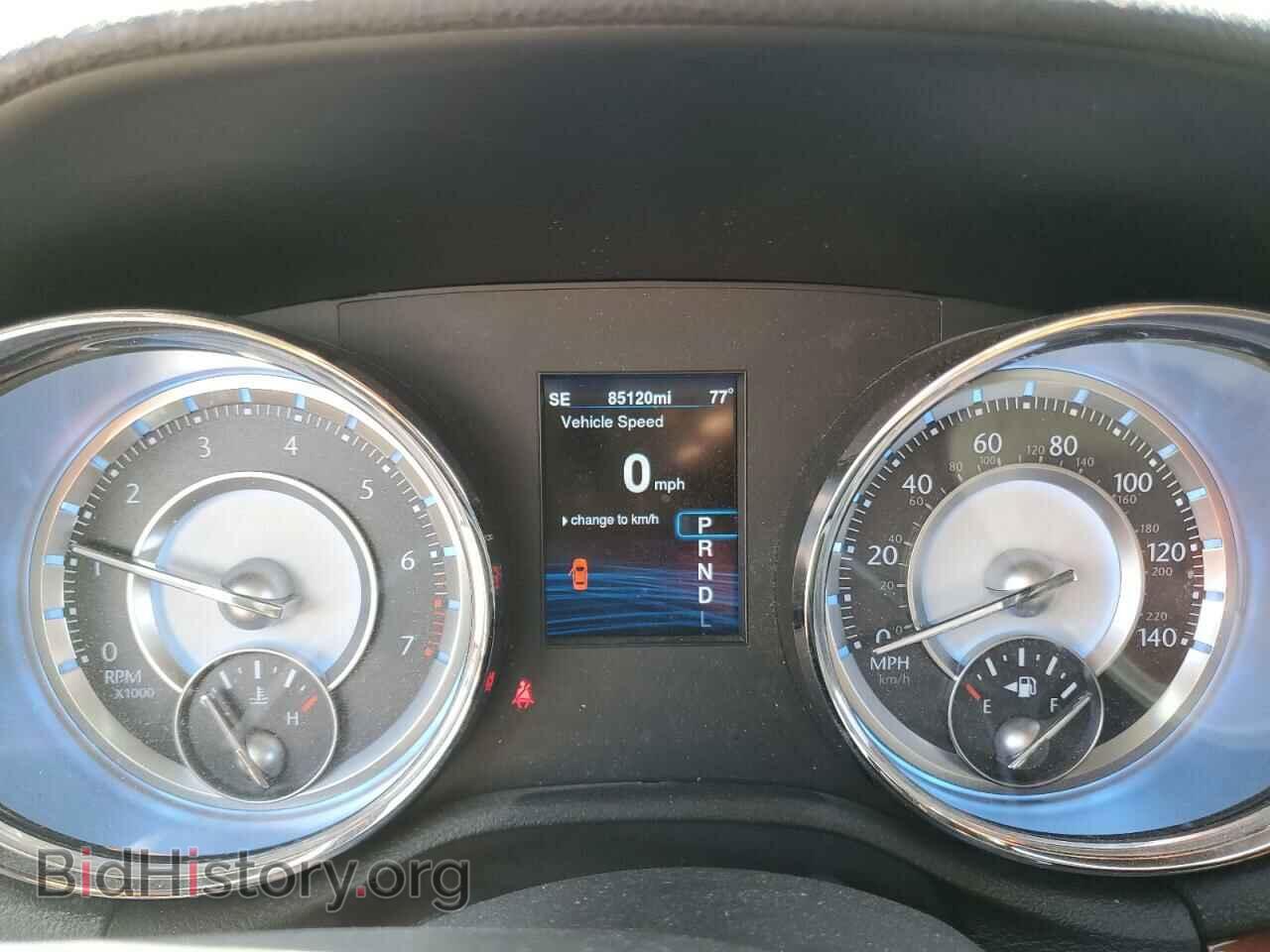 2014 CHRYSLER 300 - VIN: 2C3CCAAG6EH220126 - Фото 9