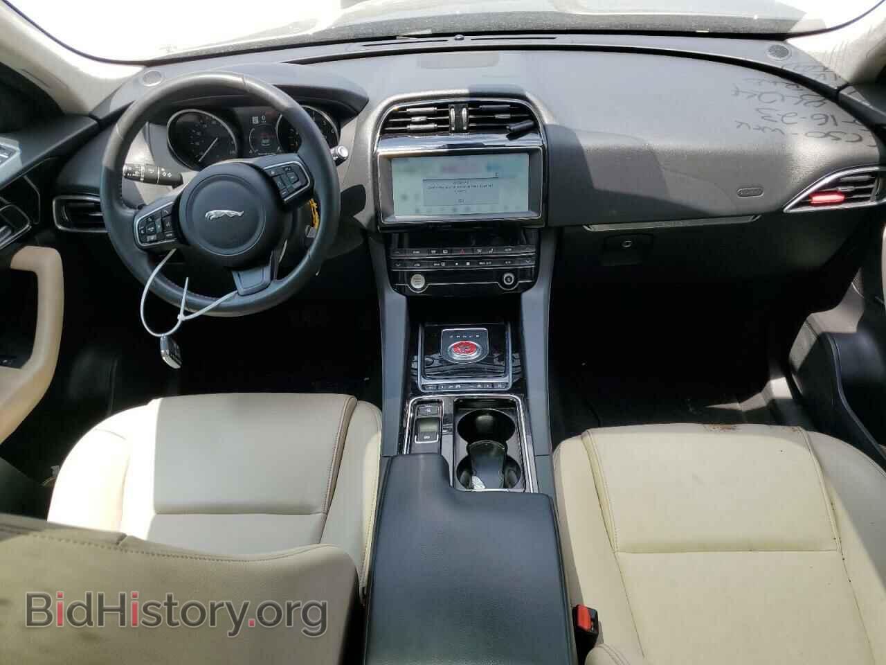 2020 JAGUAR F-PACE - VIN: SADCS2FX4LA638424 - Фото 8
