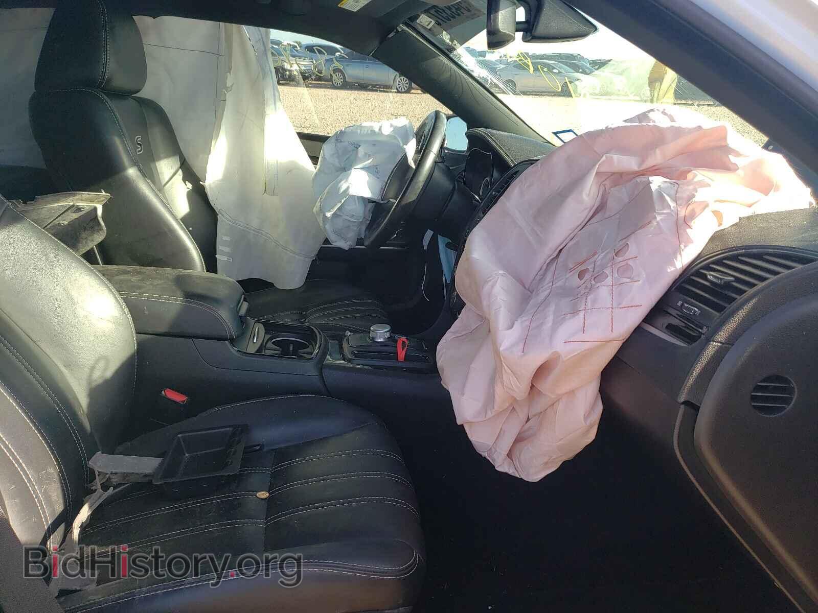 2019 CHRYSLER 300 - VIN: 2C3CCAGG9KH632172 - Фото 5
