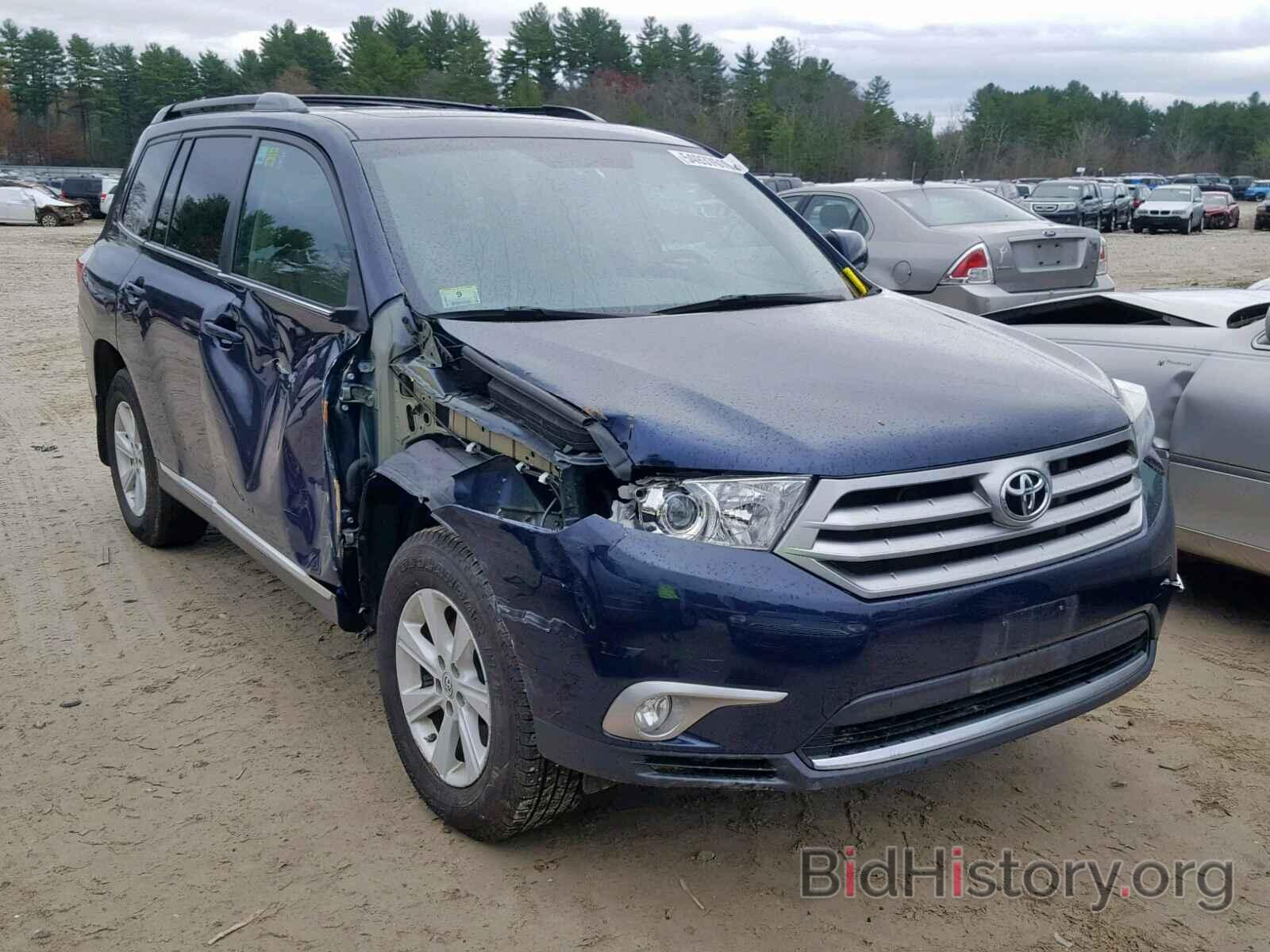 Фотография 5TDBK3EH1DS277245 - TOYOTA HIGHLANDER 2013