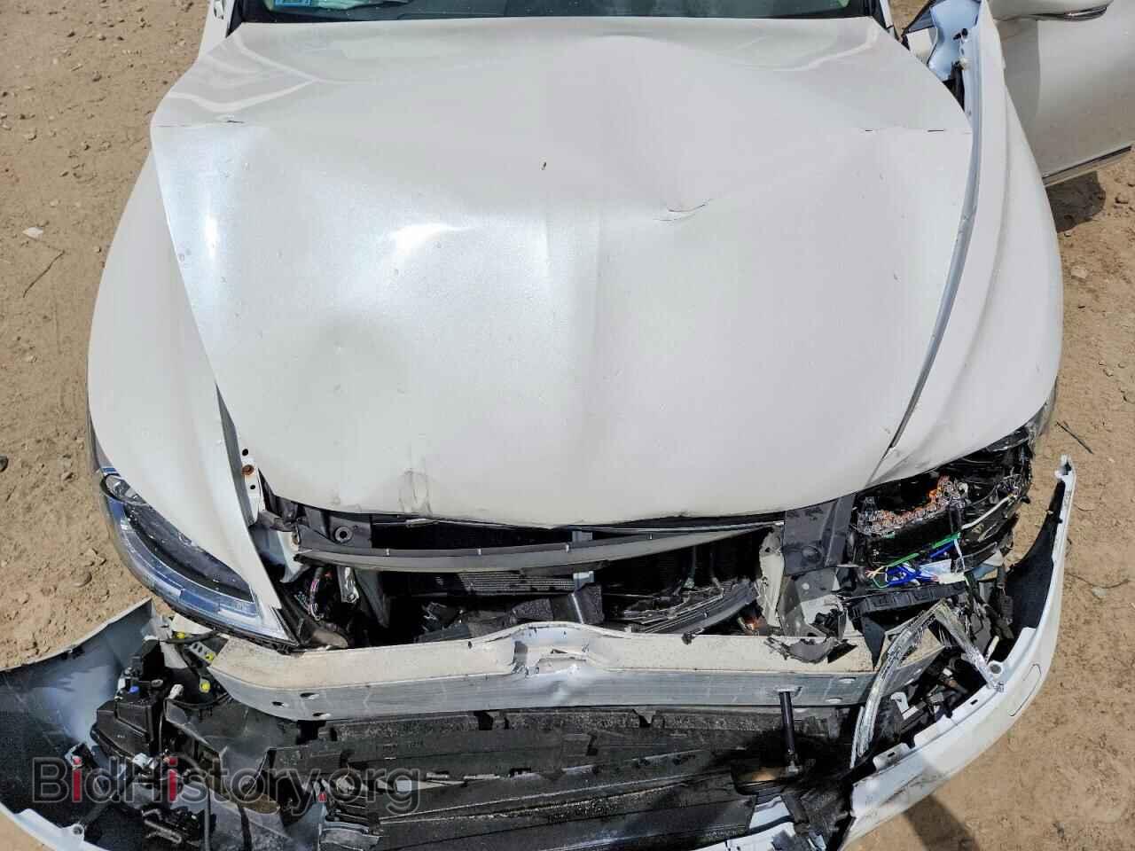 2017 LEXUS LS460 - VIN: JTHBL5EF4H5144884 - Photo 11