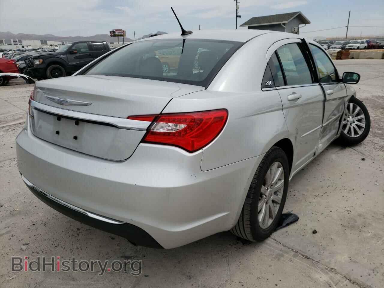 2012 CHRYSLER 200 - VIN: 1C3CCBBG4CN316605 - Фото 4