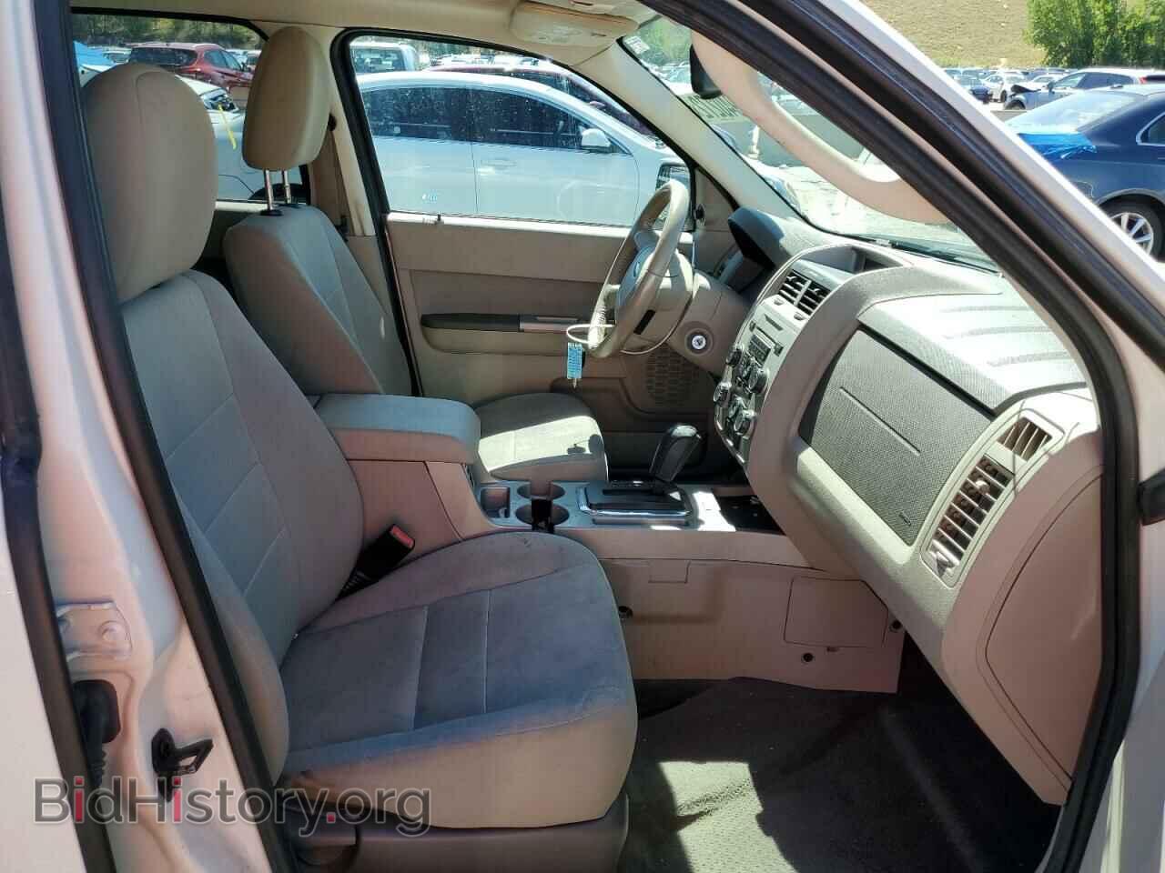 2011 FORD ESCAPE - VIN: 1FMCU9DG9BKB72768 - Фото 5