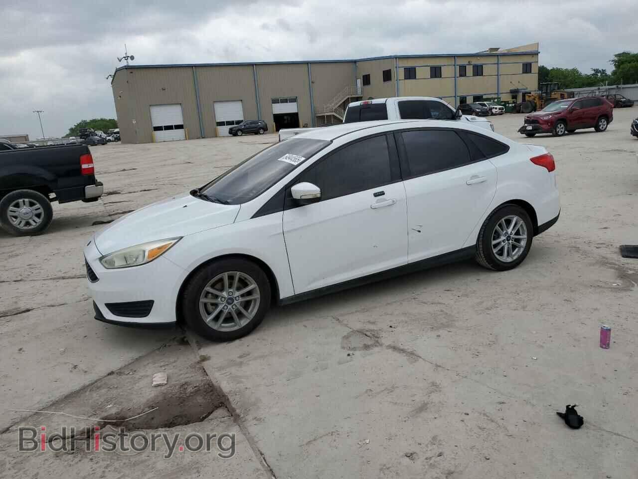 Photo 1FADP3F26FL351077 - FORD FOCUS 2015