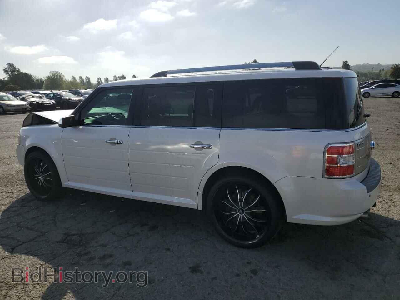 2011 FORD FLEX - VIN: 2FMGK5DCXBBD32857 - Photo 2