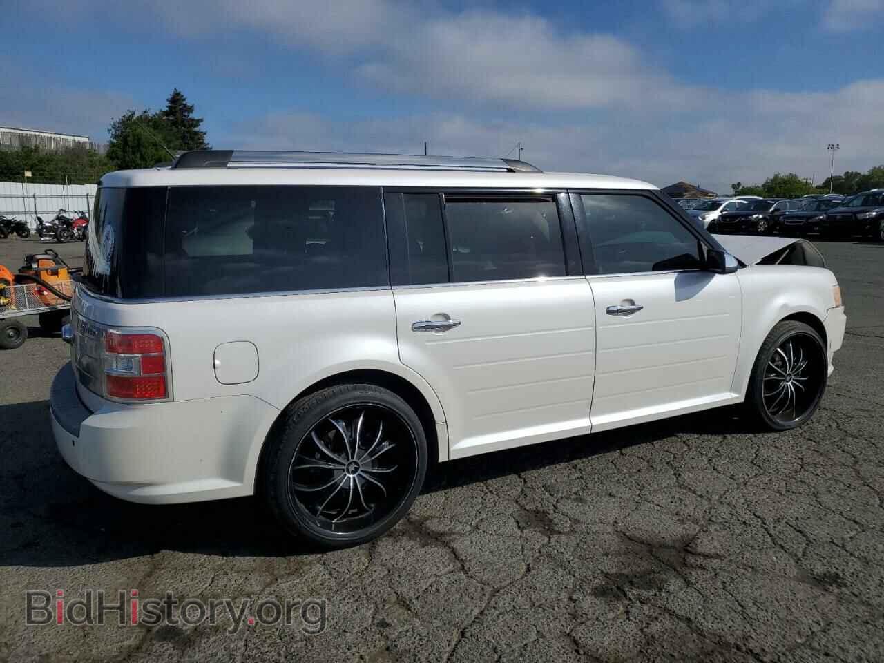 2011 FORD FLEX - VIN: 2FMGK5DCXBBD32857 - Photo 3