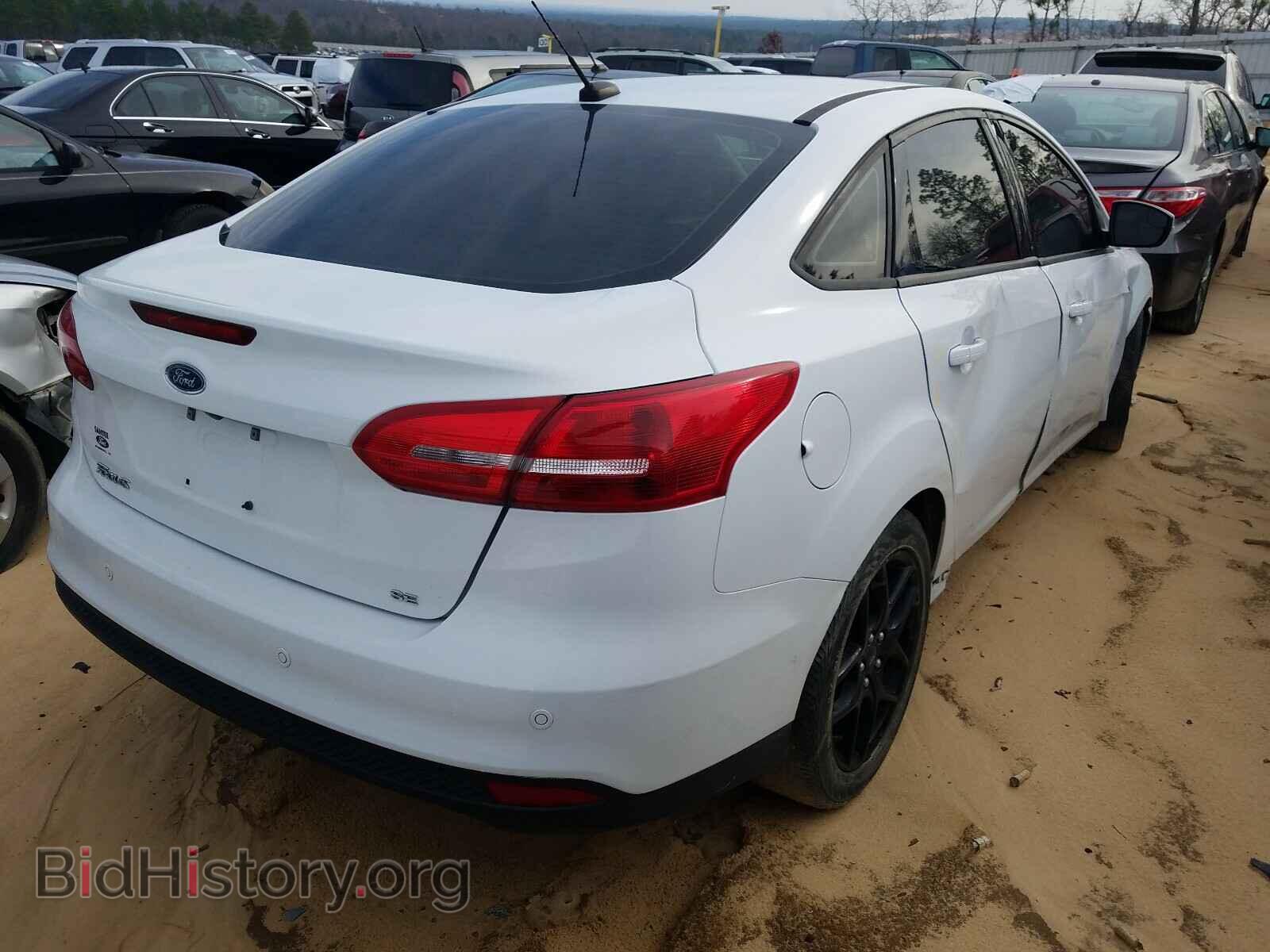 2016 FORD FOCUS SE - VIN: 1FADP3F21GL330171 - Photo 4