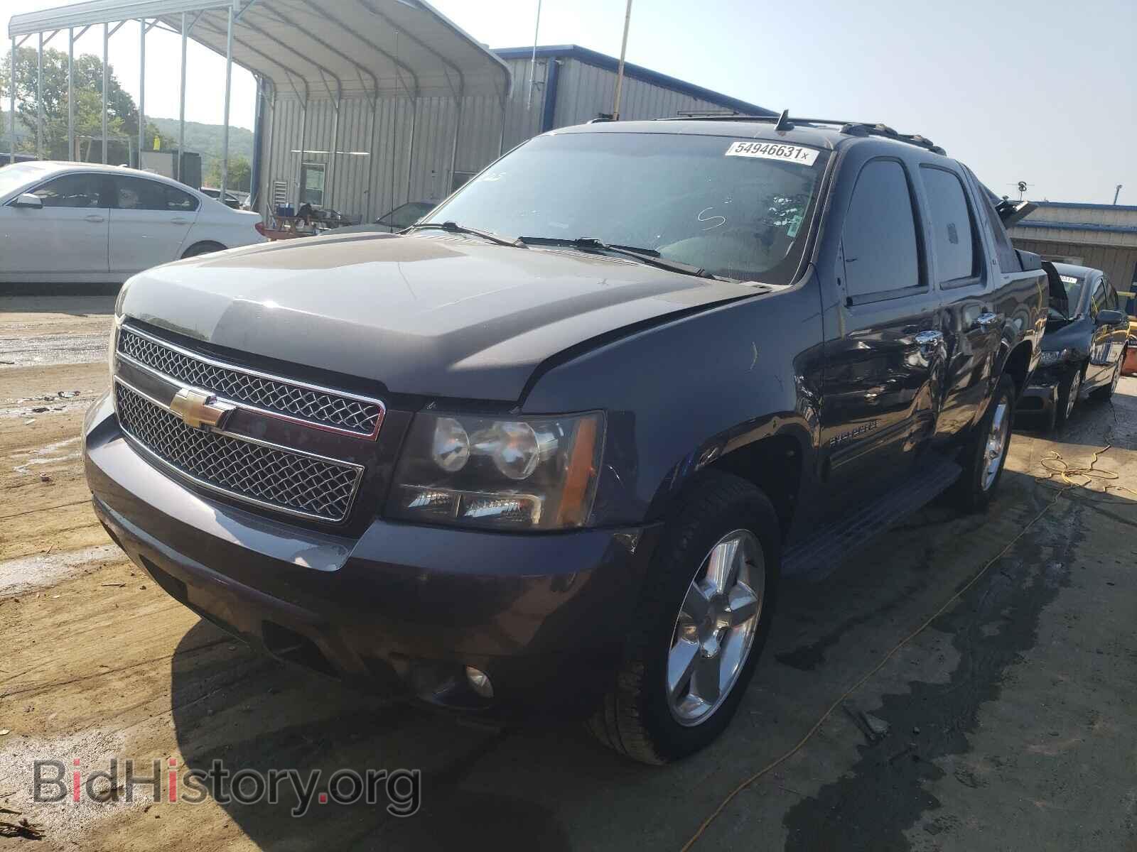 2011 CHEVROLET AVALANCHE - VIN: 3GNMCFE09BG103721 - Фото 2