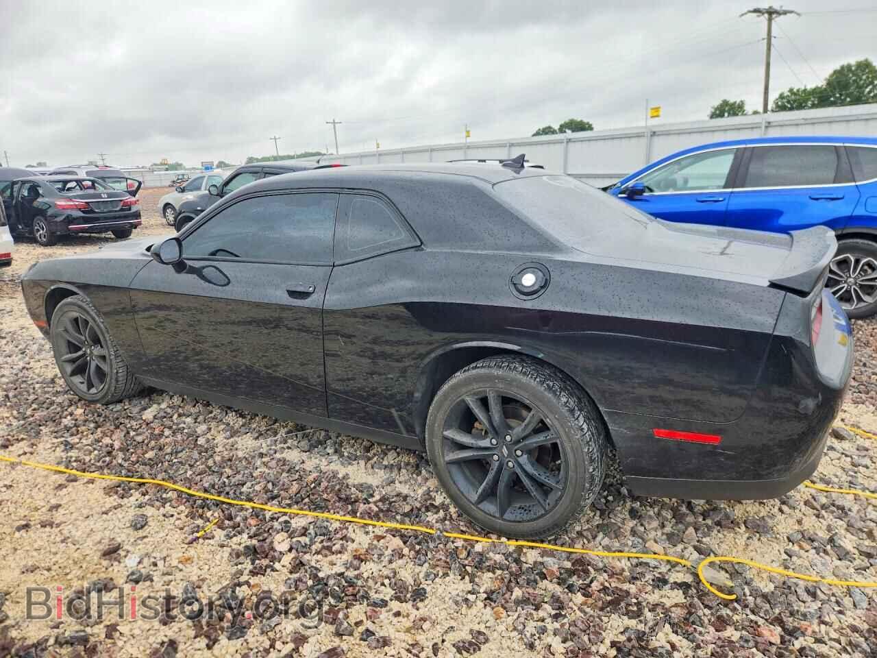 2017 DODGE CHALLENGER - VIN: 2C3CDZAG4HH633811 - Photo 2