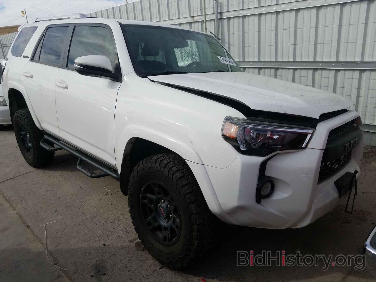 Фотография JTEBU5JR5J5504311 - TOYOTA 4RUNNER 2018