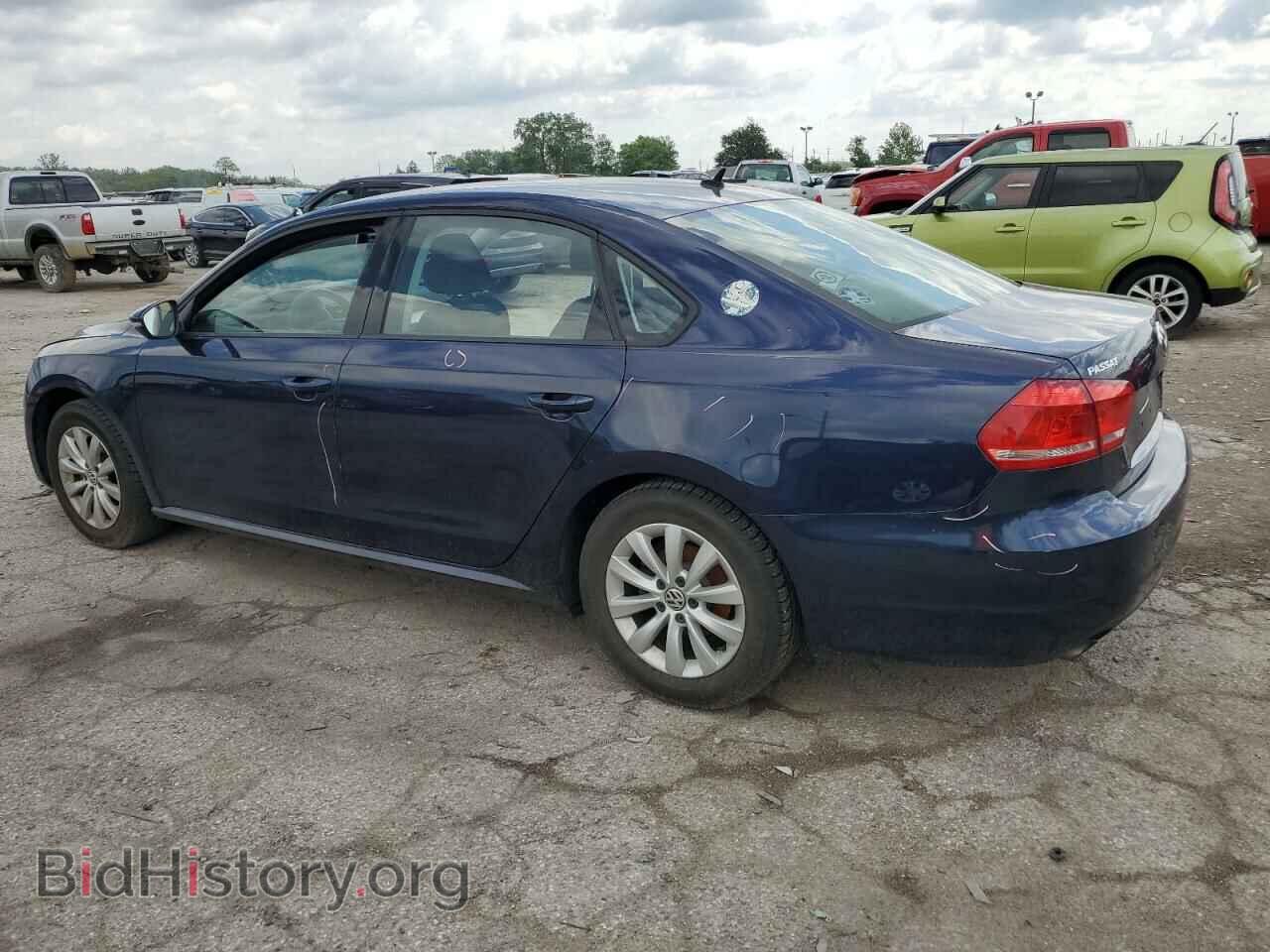 2012 VOLKSWAGEN PASSAT - VIN: 1VWAH7A33CC018961 - Фото 2