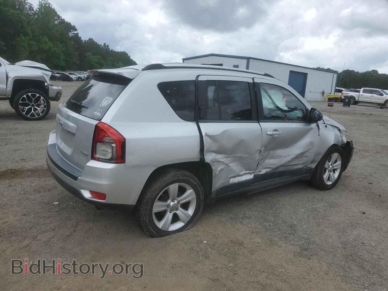 2011 JEEP COMPASS - VIN: 1J4NT1FB8BD192270 - Фото 3