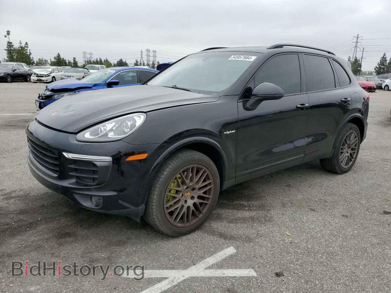 Фотография WP1AE2A23HLA70764 - PORSCHE CAYENNE 2017