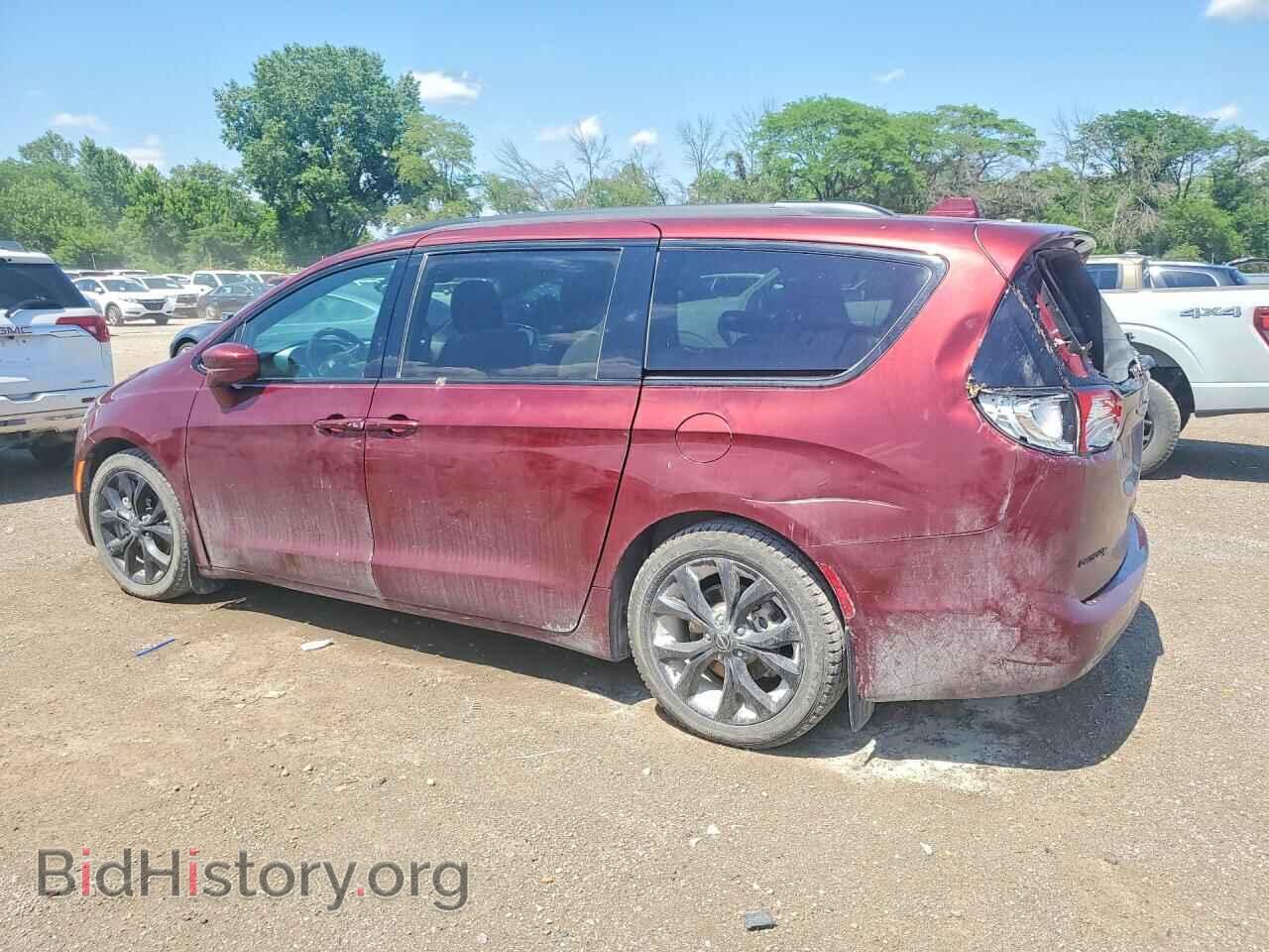 2018 CHRYSLER PACIFICA - VIN: 2C4RC1BG2JR236431 - Photo 2