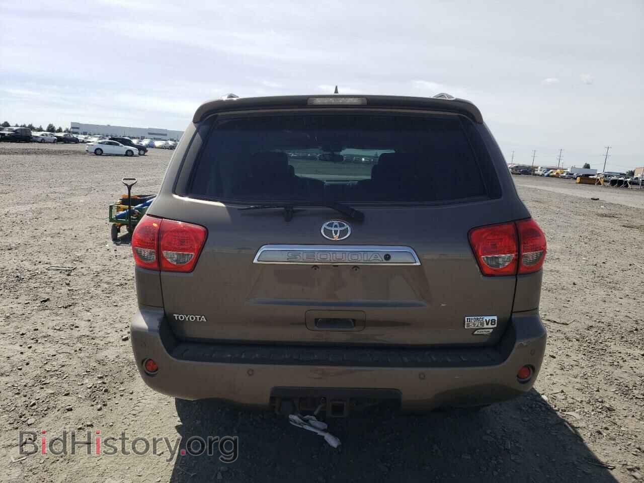 2010 TOYOTA SEQUOIA - VIN: 5TDDW5G17AS026606 - Фото 6