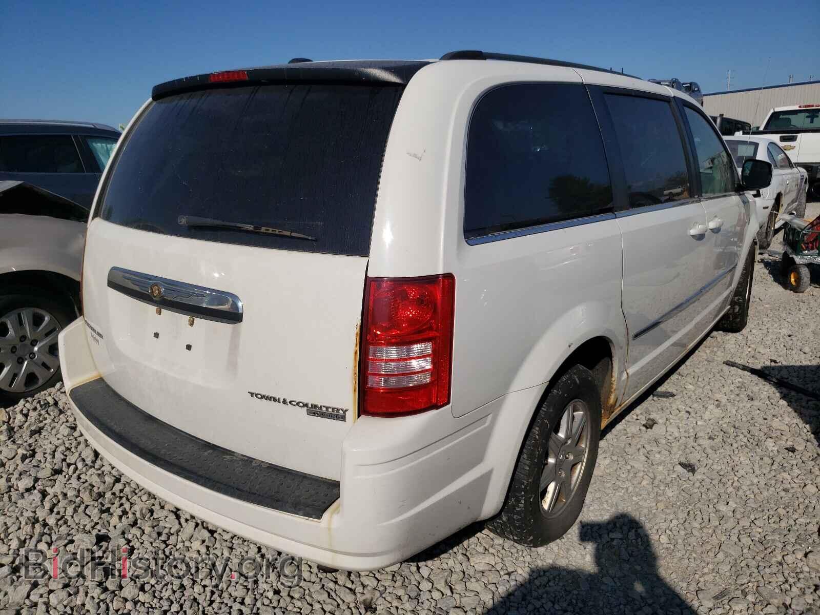 2010 CHRYSLER MINIVAN - VIN: 2A4RR5D10AR347794 - Photo 4