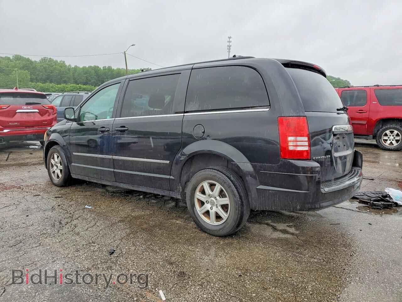 2010 CHRYSLER MINIVAN - VIN: 2A4RR8D1XAR386927 - Photo 2