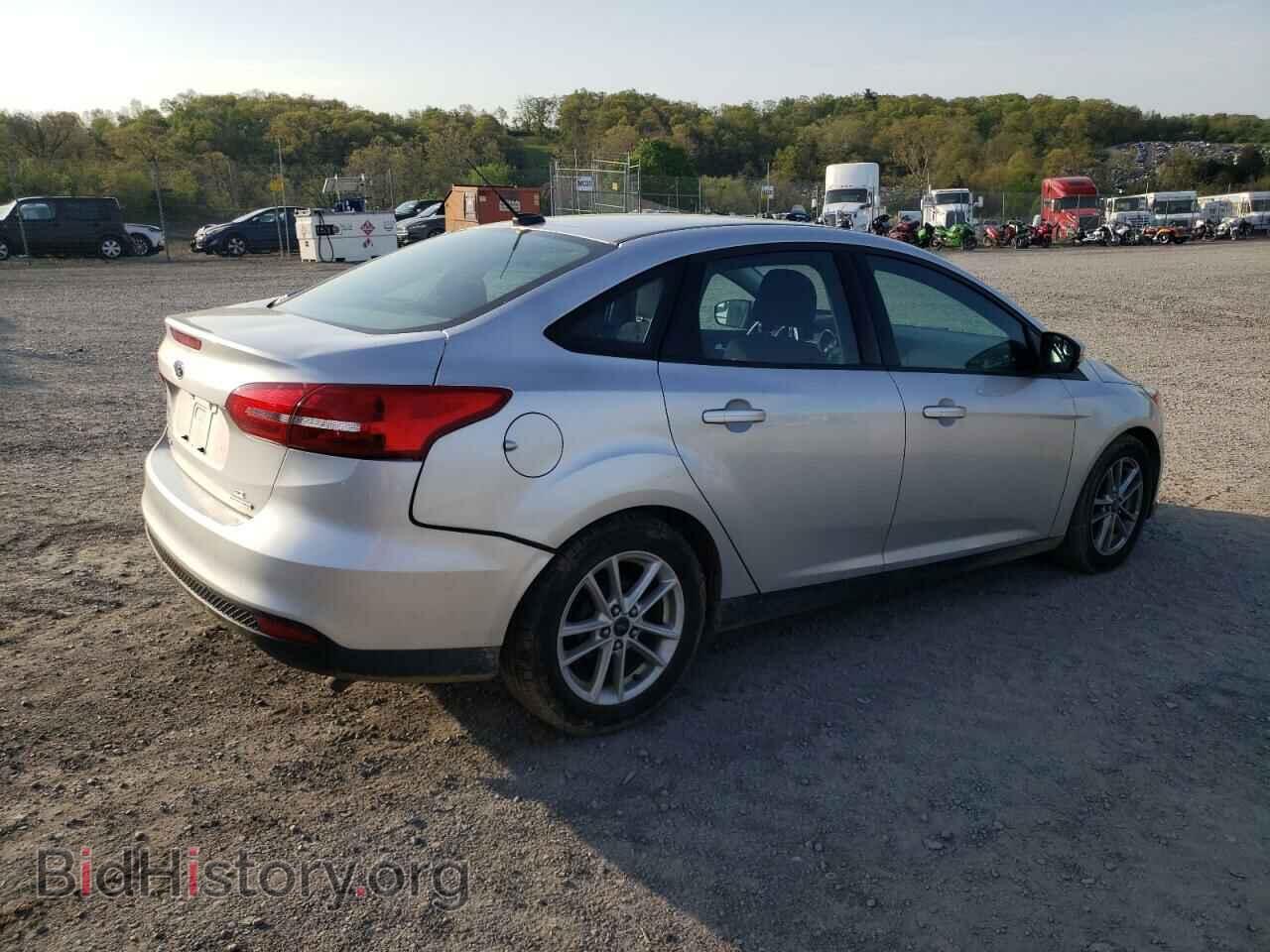 2016 FORD FOCUS - VIN: 1FADP3F27GL233668 - Фото 3