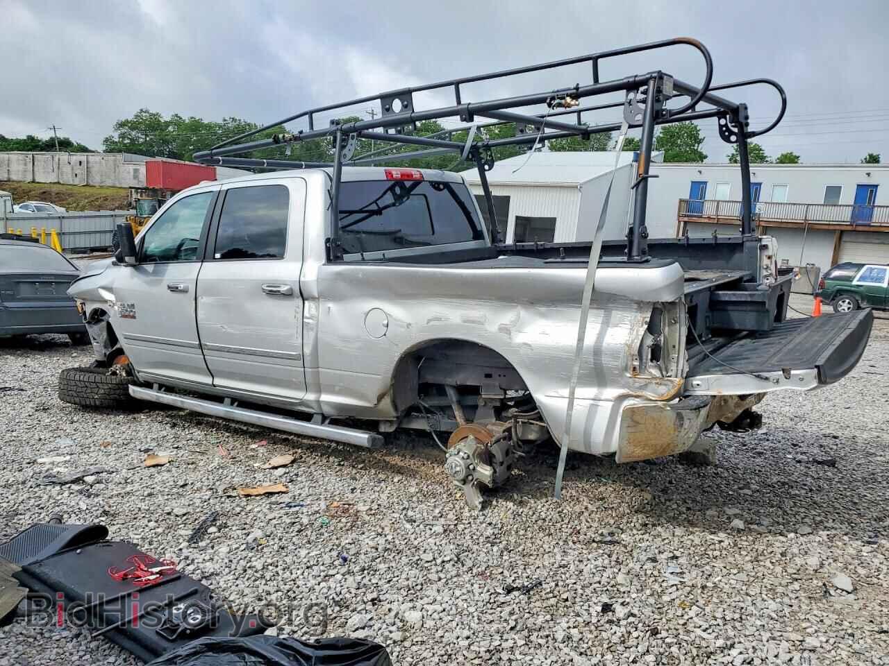 2015 RAM 2500 - VIN: 3C6UR5DJ8FG537332 - Photo 2