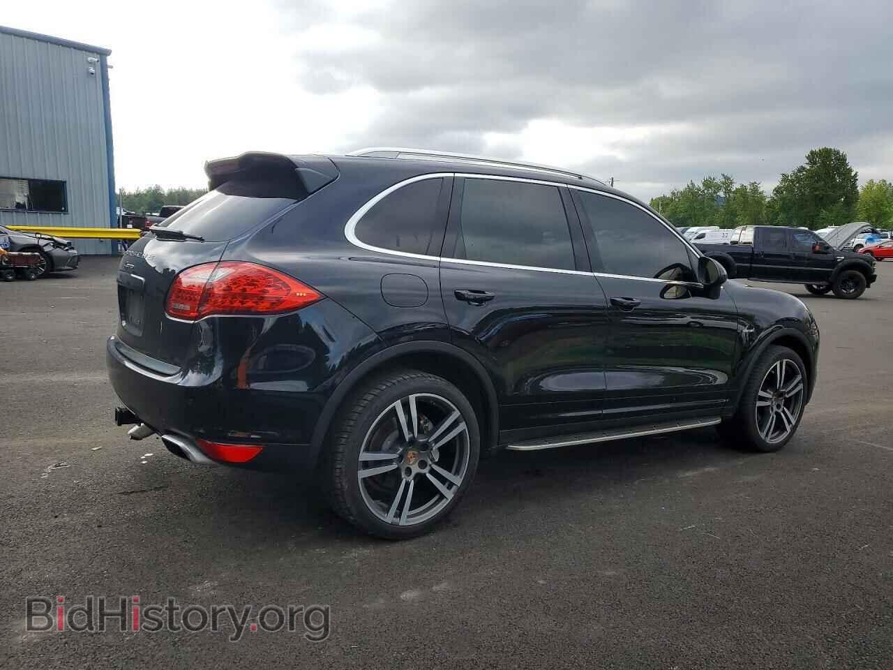 2013 PORSCHE CAYENNE - VIN: WP1AF2A24DLA37098 - Photo 3