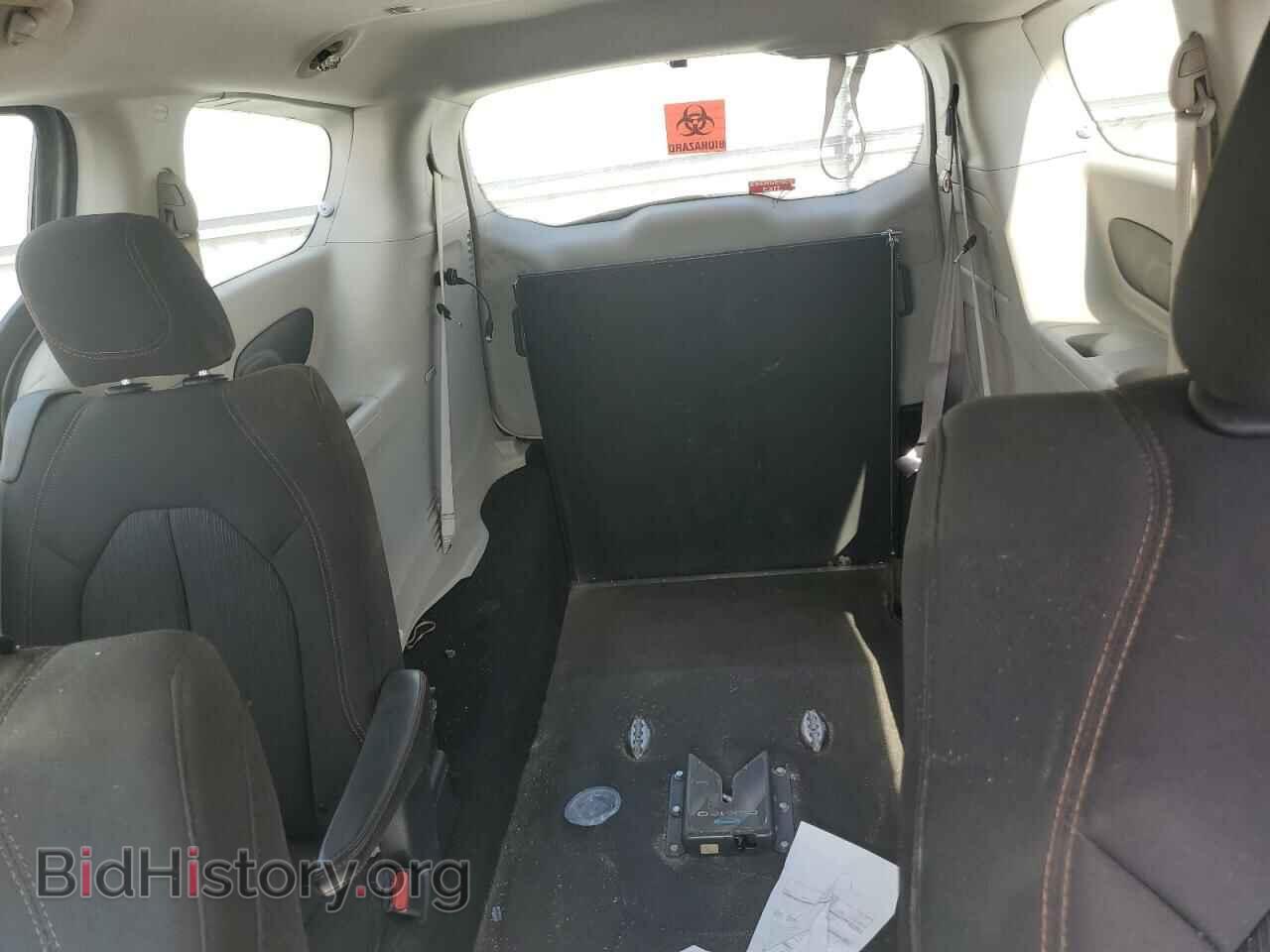2017 CHRYSLER PACIFICA - VIN: 2C4RC1DGXHR588342 - Photo 10