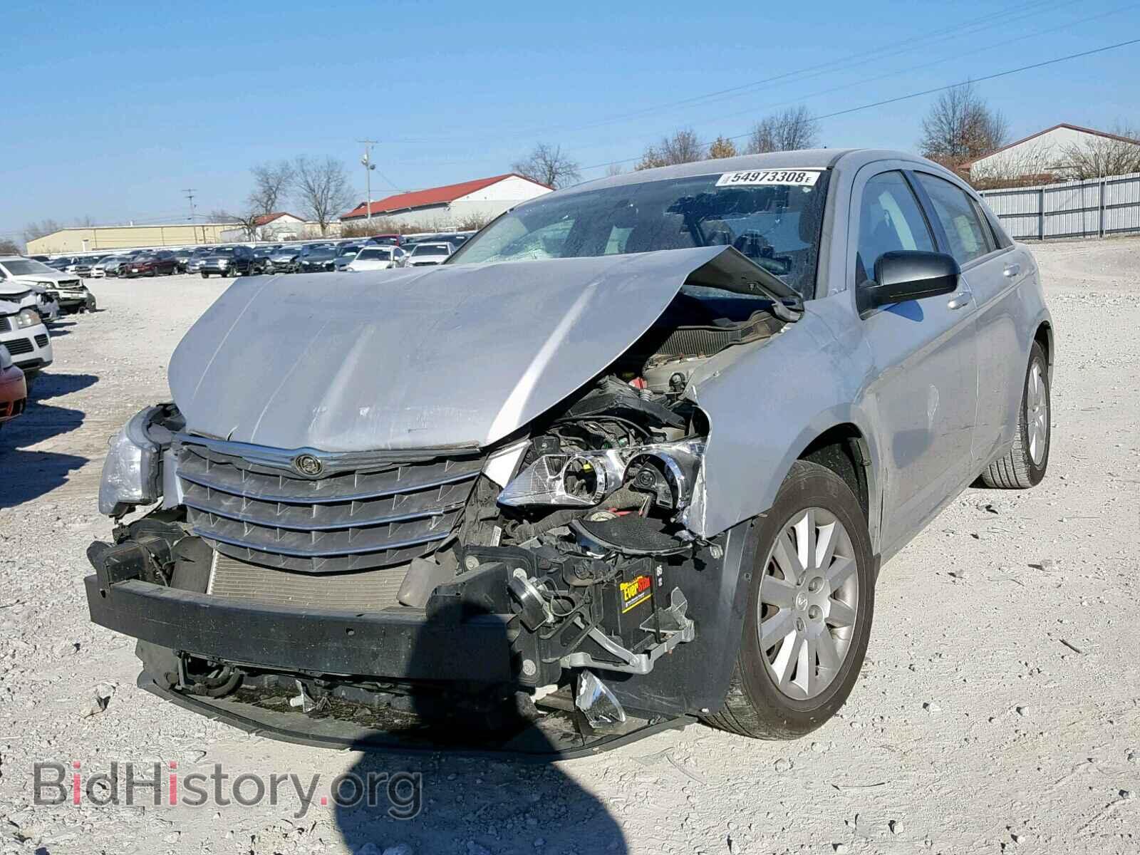 2010 CHRYSLER SEBRING - VIN: 1C3CC4FB5AN207514 - Фото 2