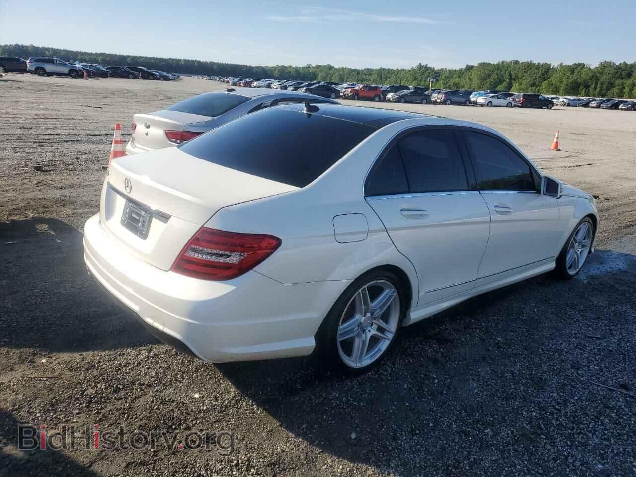 2013 MERCEDES-BENZ C-CLASS - VIN: WDDGF4HB2DR280893 - Фото 3