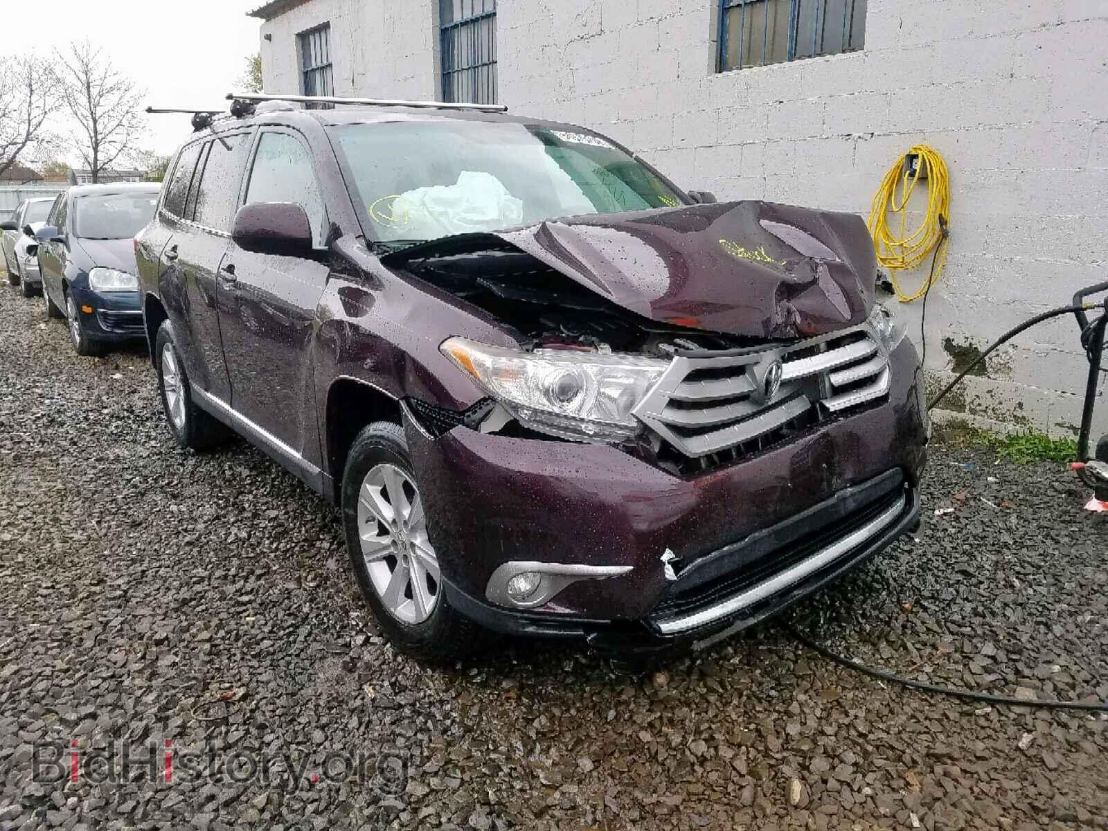 Фотография 5TDBK3EH6BS064921 - TOYOTA HIGHLANDER 2011