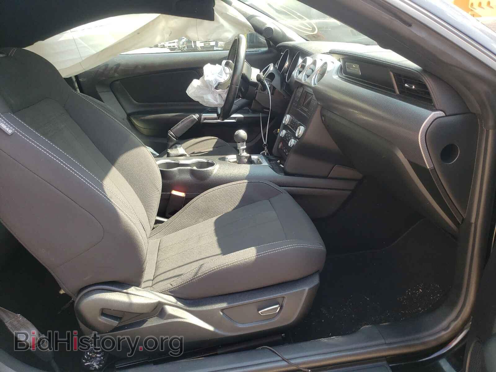 2019 FORD MUSTANG - VIN: 1FA6P8CF7K5122743 - Фото 5