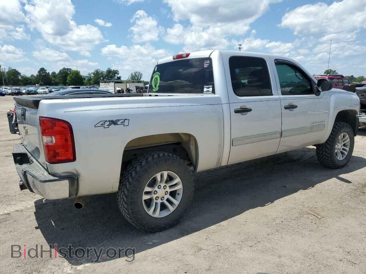 2011 CHEVROLET ALL Models - VIN: 3GCPKSE34BG192996 - Фото 3