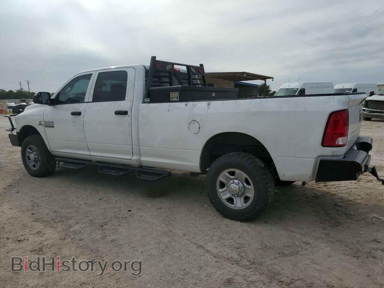 2017 RAM All Models - VIN: 3C6UR5HL6HG733770 - Photo 2