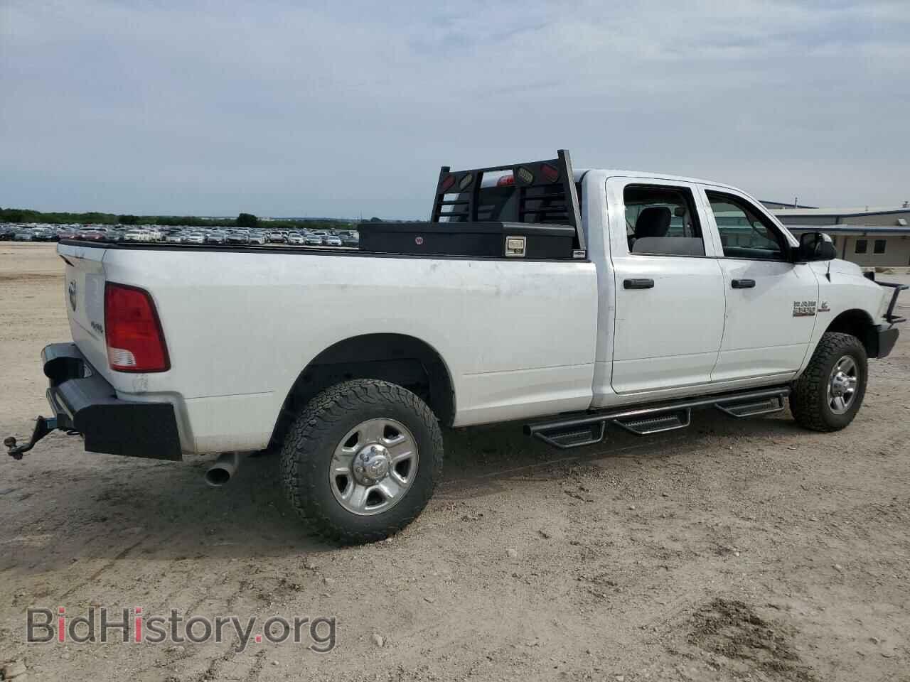 2017 RAM All Models - VIN: 3C6UR5HL6HG733770 - Photo 3