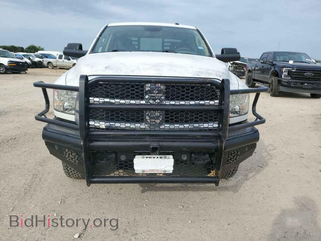 2017 RAM All Models - VIN: 3C6UR5HL6HG733770 - Photo 5
