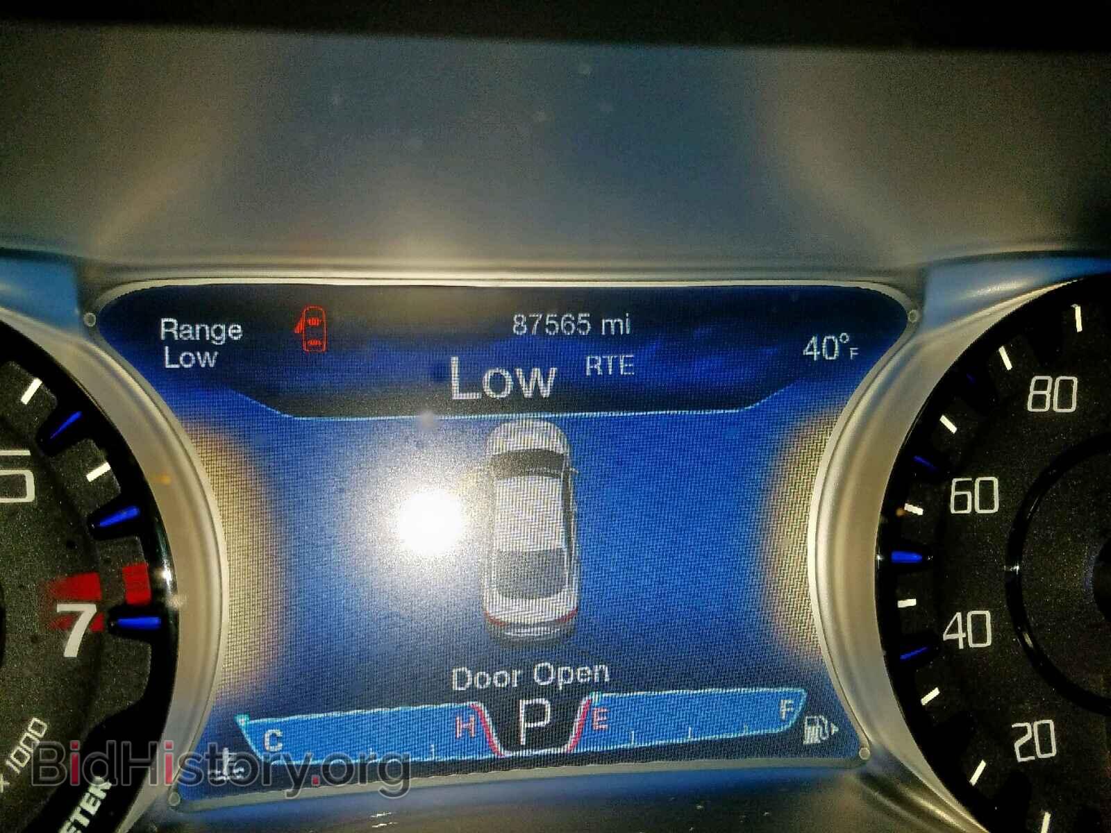 2015 CHRYSLER 200 - VIN: 1C3CCCBG2FN573000 - Фото 8