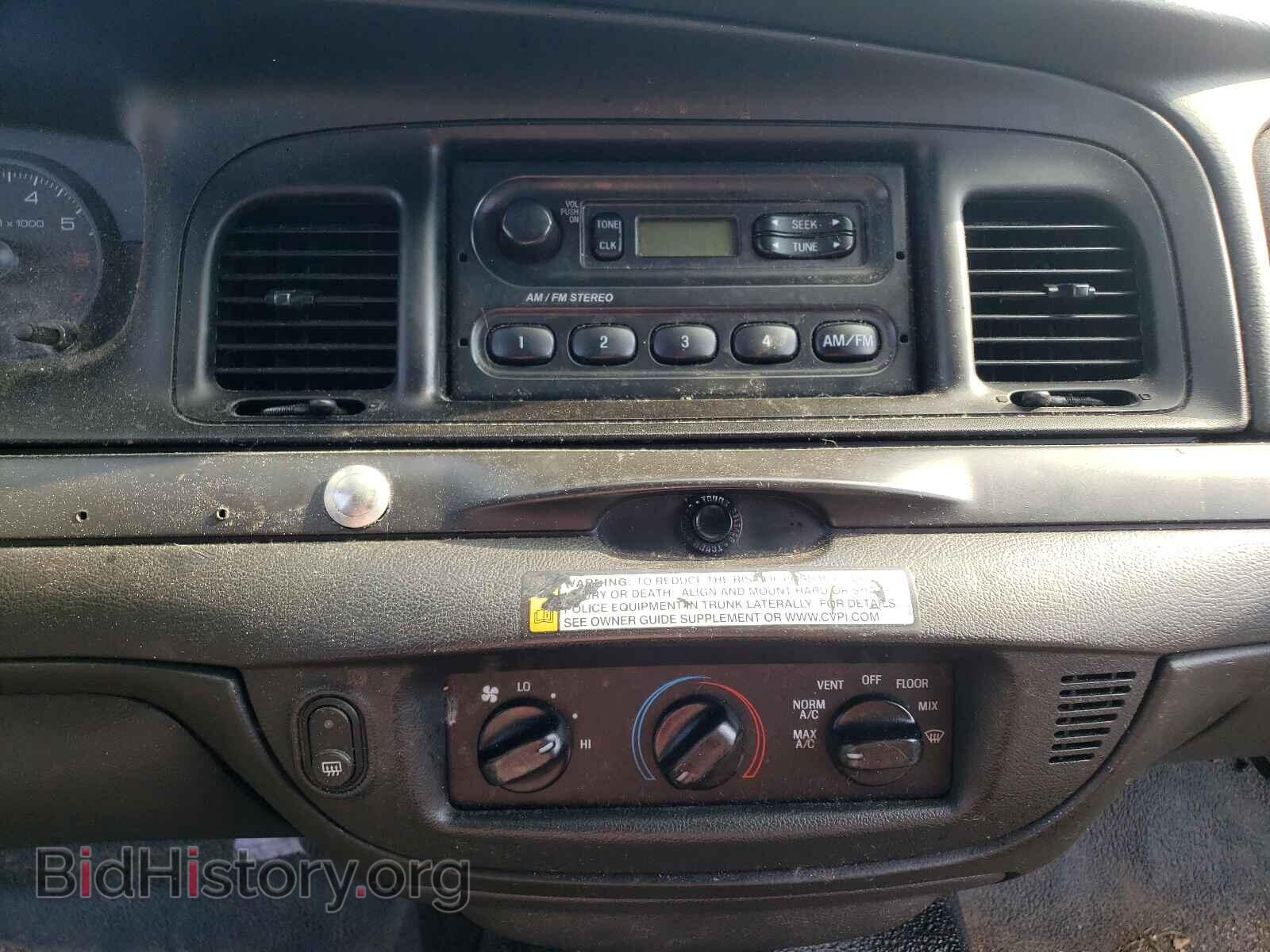 2011 FORD CROWN VIC - VIN: 2FABP7BV3BX103400 - Фото 9