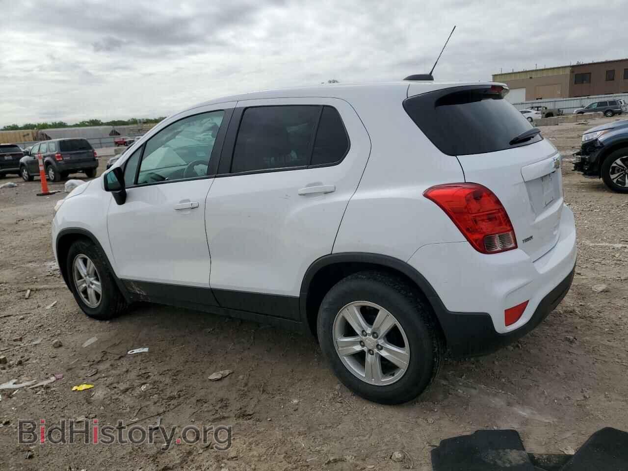 2020 CHEVROLET TRAX - VIN: 3GNCJKSB2LL119140 - Фото 2