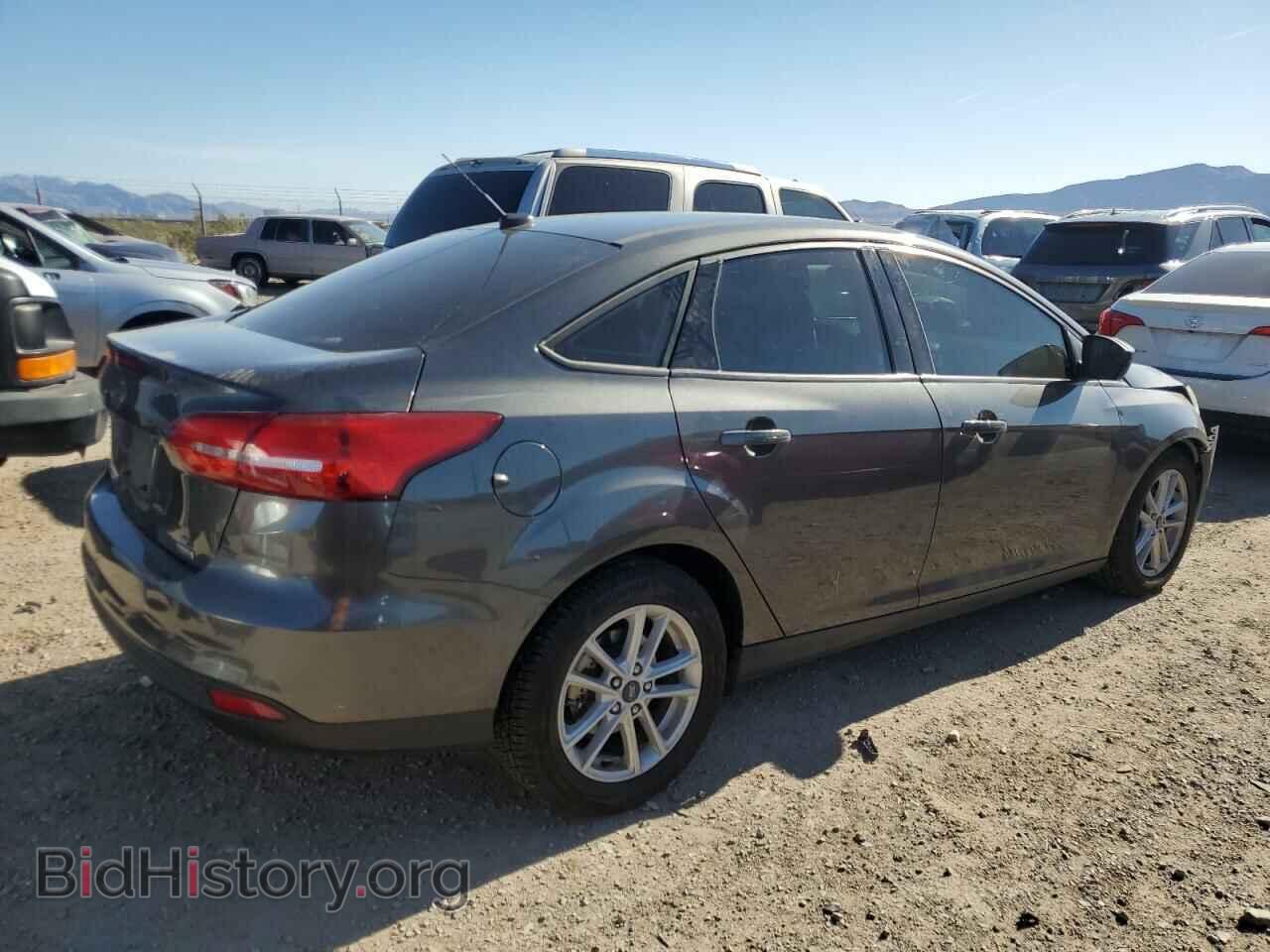 2018 FORD FOCUS - VIN: 1FADP3FE8JL270729 - Фото 3