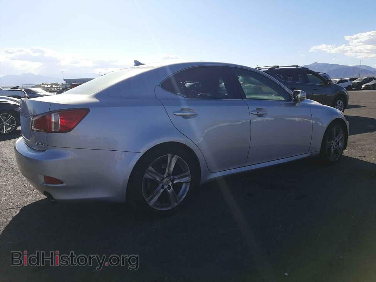 2011 LEXUS IS - VIN: JTHBF5C27B5155960 - Фото 3
