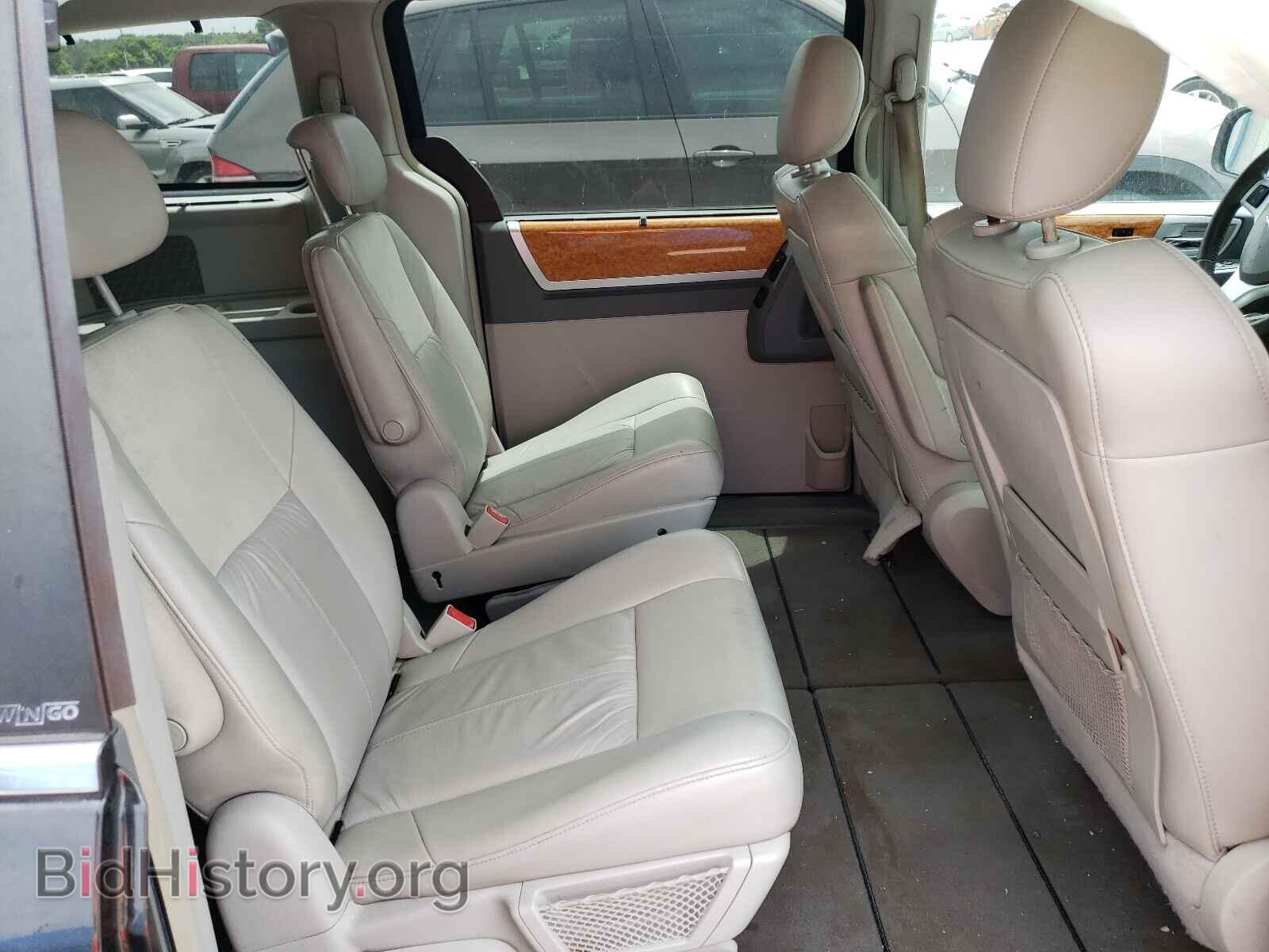 2008 CHRYSLER MINIVAN - VIN: 2A8HR64X68R754629 - Фото 6