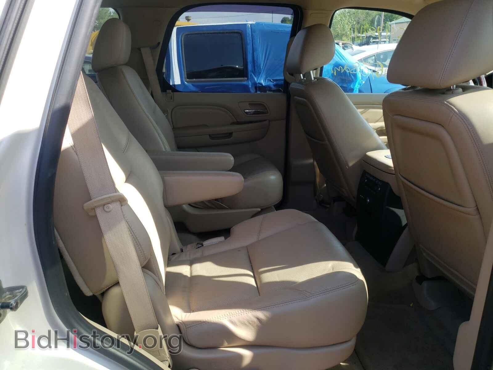 2011 CADILLAC ESCALADE - VIN: 1GYS4BEF9BR210076 - Фото 6