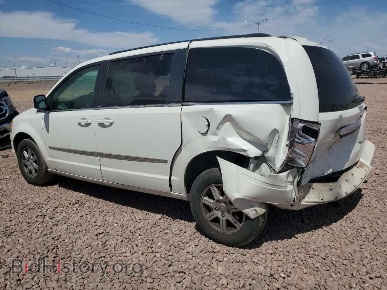 2010 CHRYSLER MINIVAN - VIN: 2A4RR5D13AR451454 - Фото 2